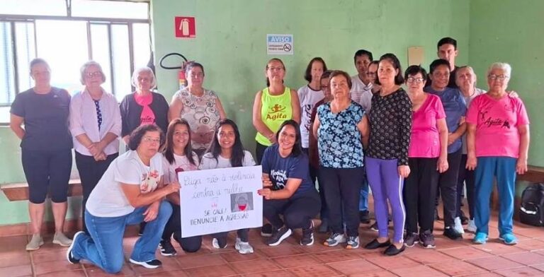 PSF Centro e Grupo Agita Cruzília orienta mulheres contra feminicídio