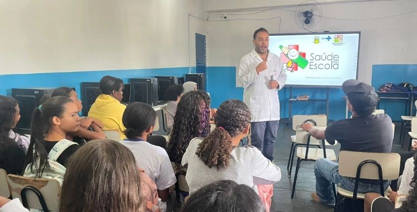 Jovens aprendem prevenção contra infecções