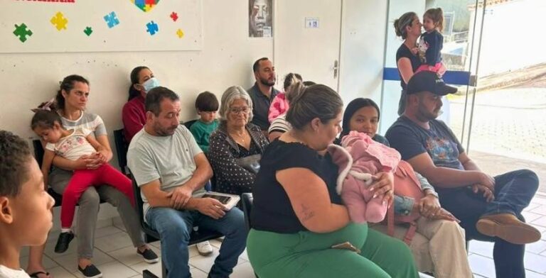 Abril Azul no PSF Centro orienta sobre Autismo