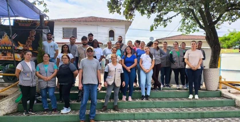 Mutirões de limpeza protegem contra dengue